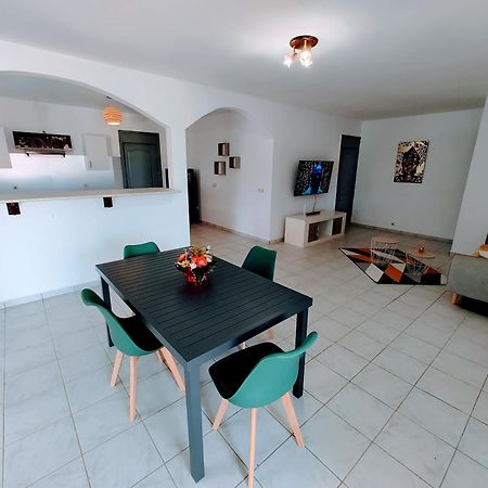 Le Nil Appartement Cosy Tout Confort Baie-Mahault Exterior foto
