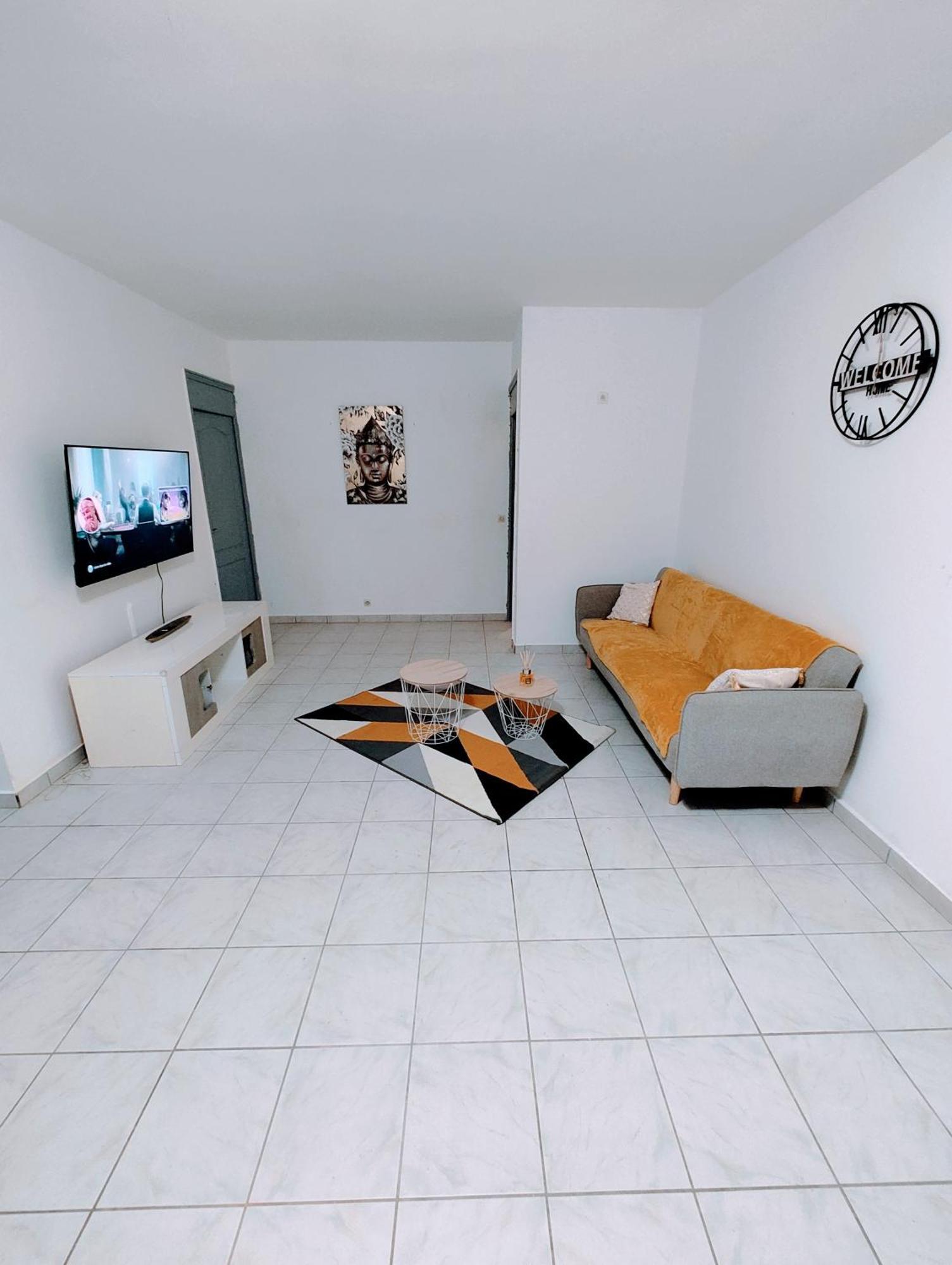 Le Nil Appartement Cosy Tout Confort Baie-Mahault Exterior foto